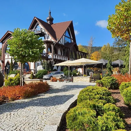 Viking Valley: Two-story Norwegian Retreat With Dual Balconies And Wellness Access Apartment