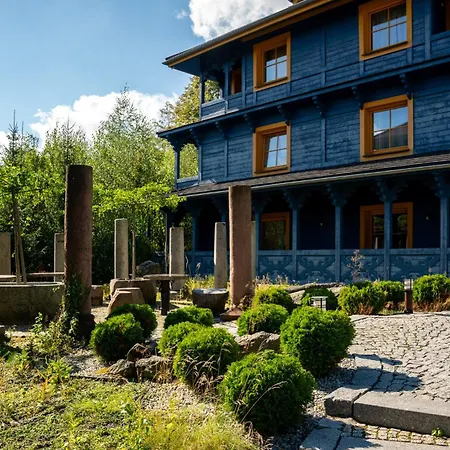 Viking Valley: Two-story Norwegian Retreat With Dual Balconies And Wellness Access Apartment