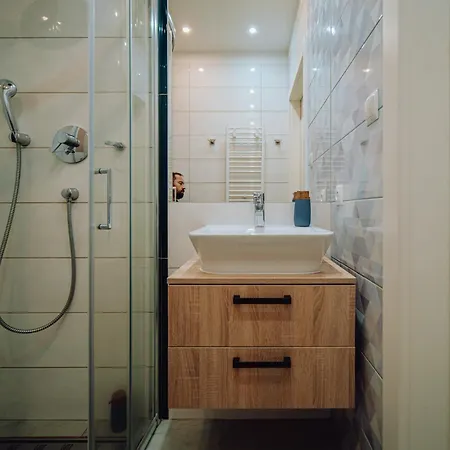 Viking Valley: Two-story Norwegian Retreat With Dual Balconies And Wellness Access Szklarska Poreba