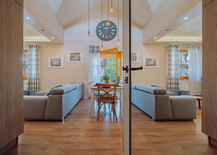 Dolina Wikingow 2-poziomowy W Norweskiej Dolinie Z Dwoma Balkonami I Dostepem Do Strefy Wellness Apartment *